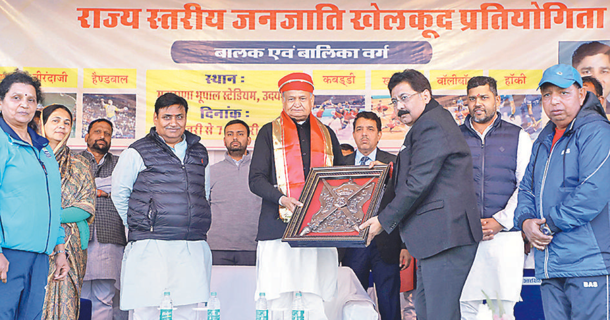 Talent of tribal students needs to be flourished: CM
